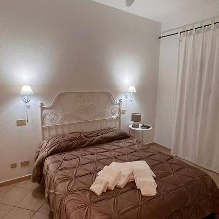 Casa Sabry Apartment Олбия Екстериор снимка